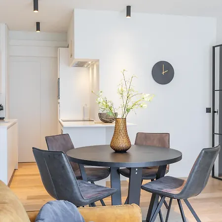 דירה Lecomte - Escape 107 *